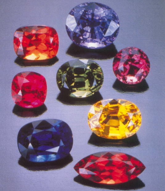 Corindon (Ruby và Saphia)